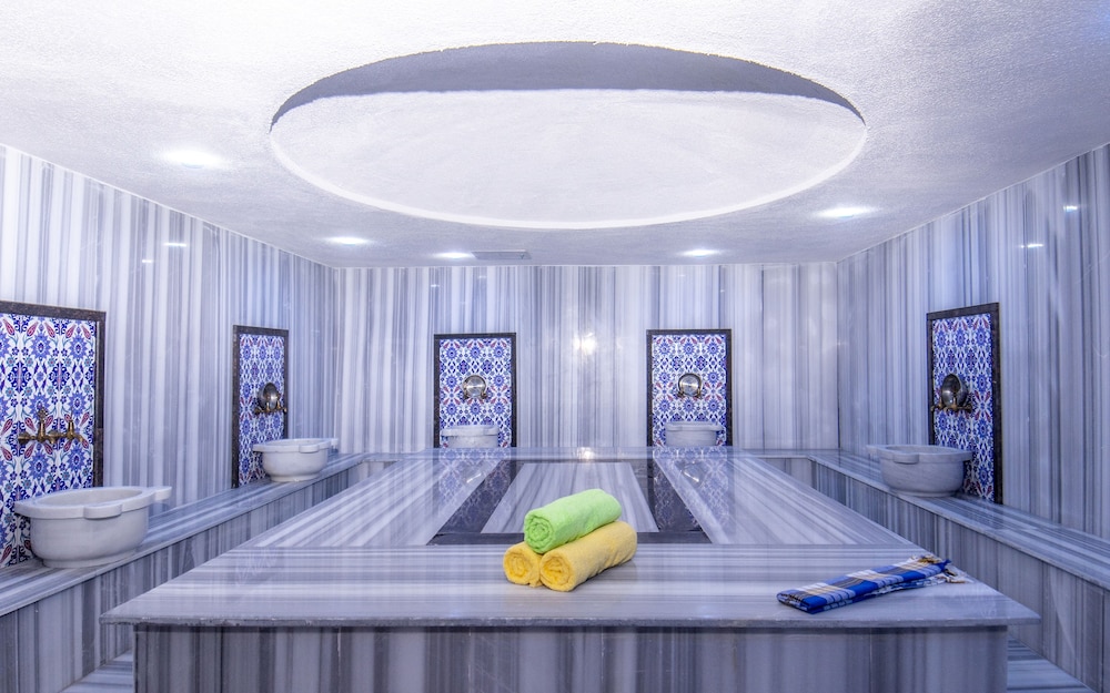 Relax Beach Hotel 25/50