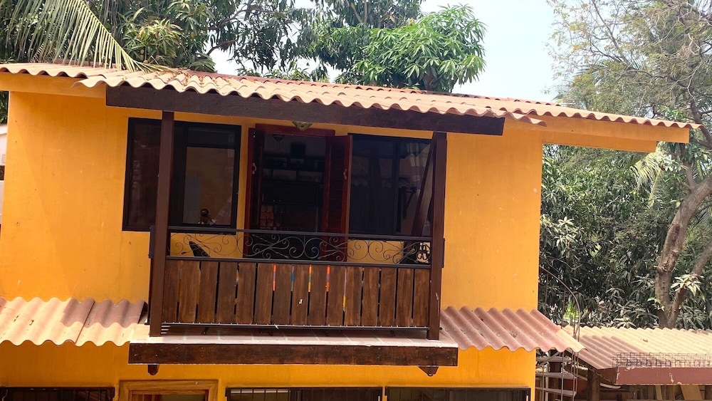 Casamar Suites 5/50