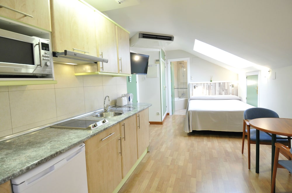 Hotel Apartamentos Aralso 23/34