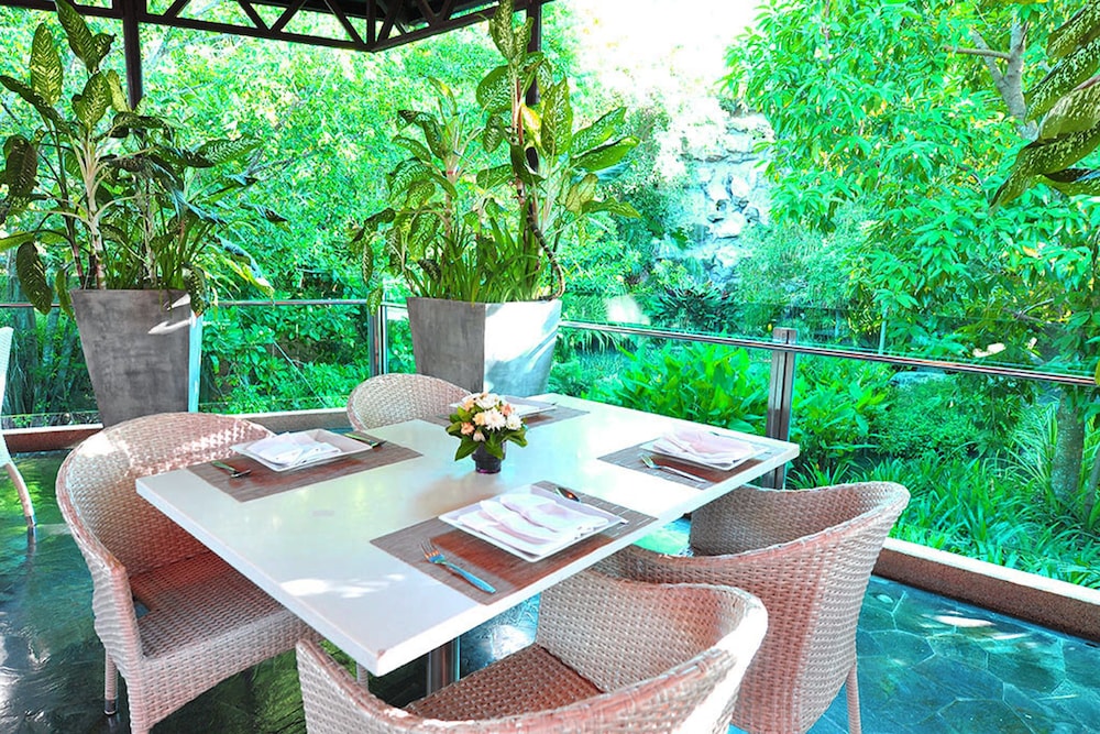 Greenery Resort 32/50