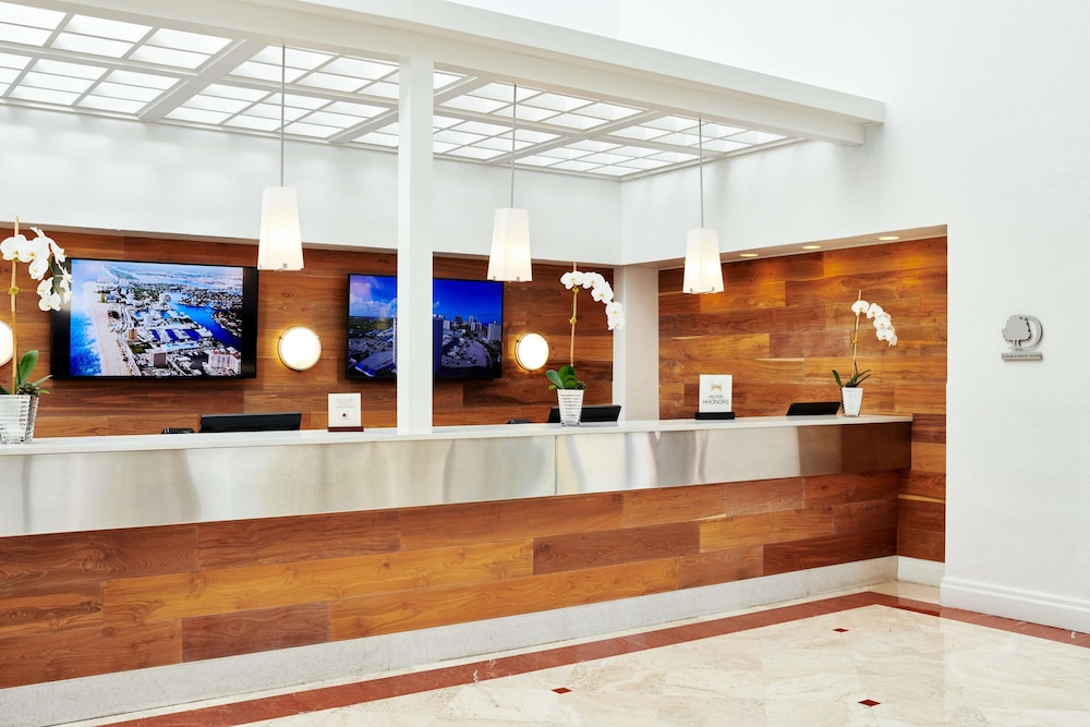 Bahia Mar Fort Lauderdale Beach a DoubleTree by Hilton Hotel 9/60