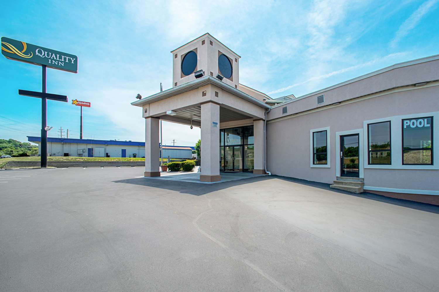 Quality Inn Near Six Flags St. Louis 23/24