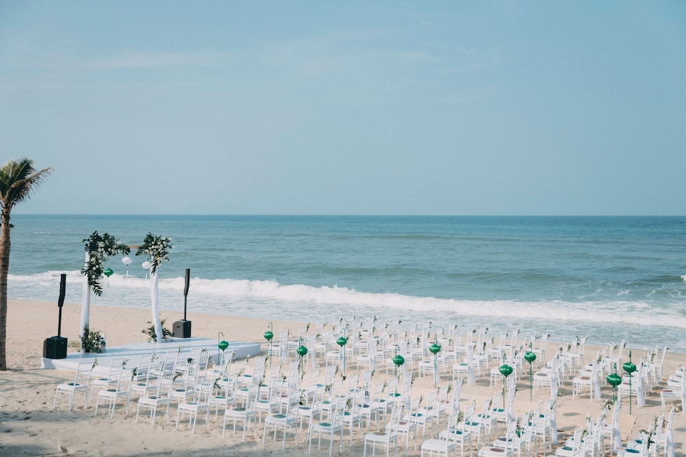 The Pearl Hoi An 45/50