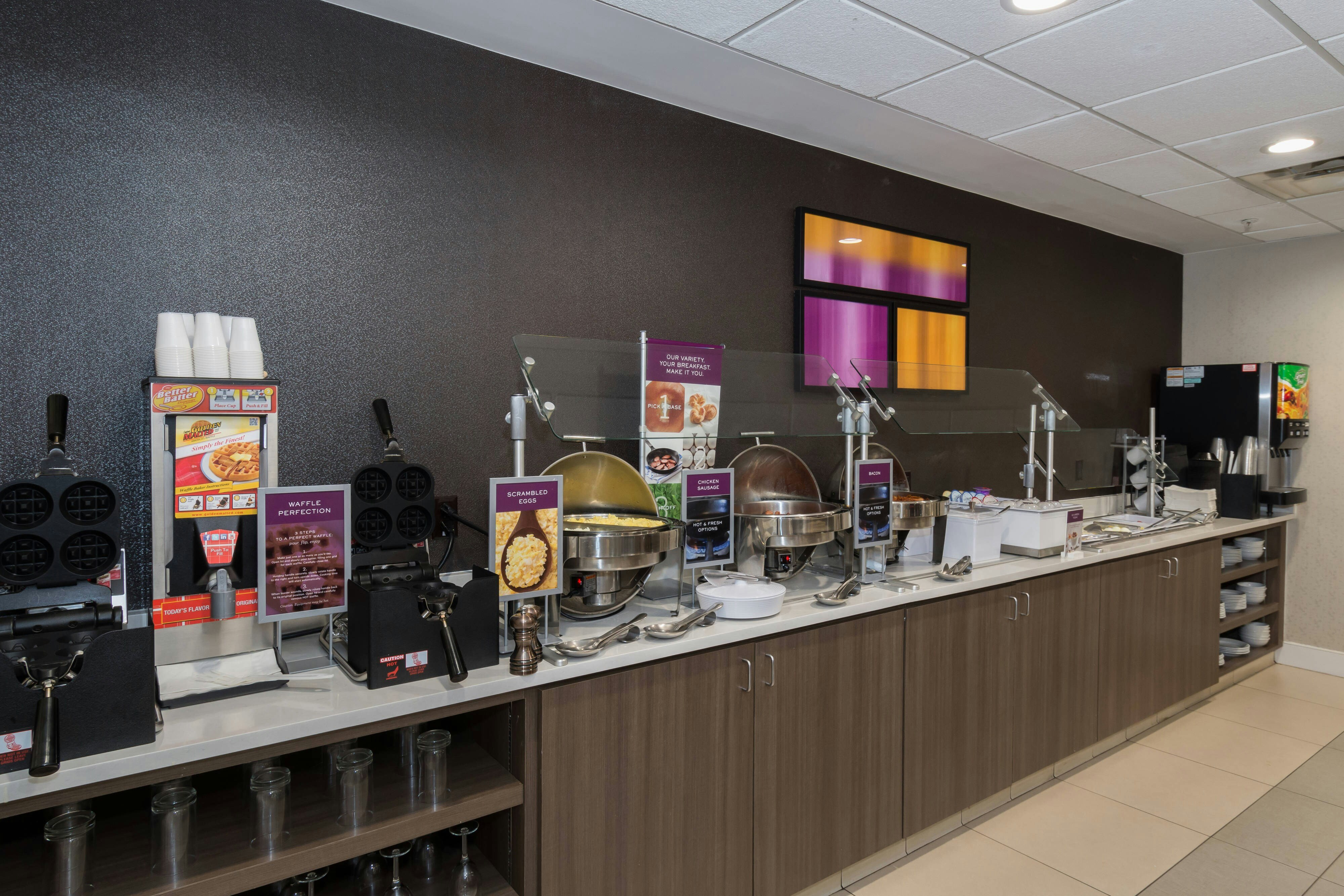 Residence Inn by Marriott Charlotte Piper Glen 2/10