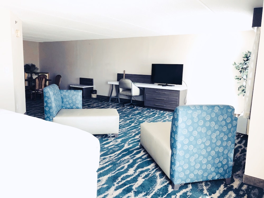 Comfort Inn and Suites Greenville 30/40