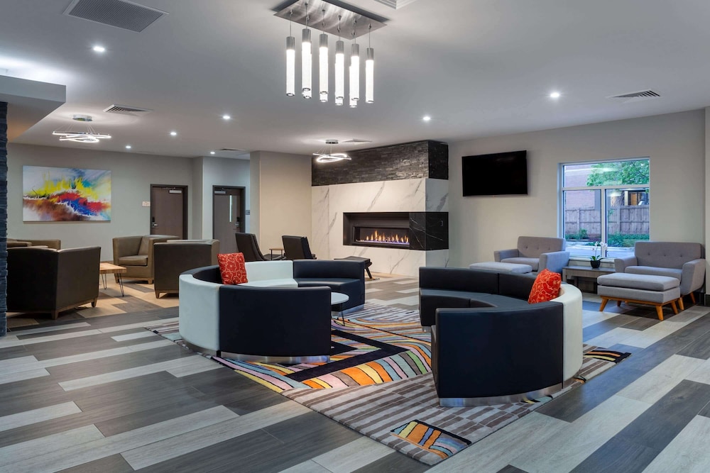 Baymont Inn and Suites by Wyndham Madison 55/64