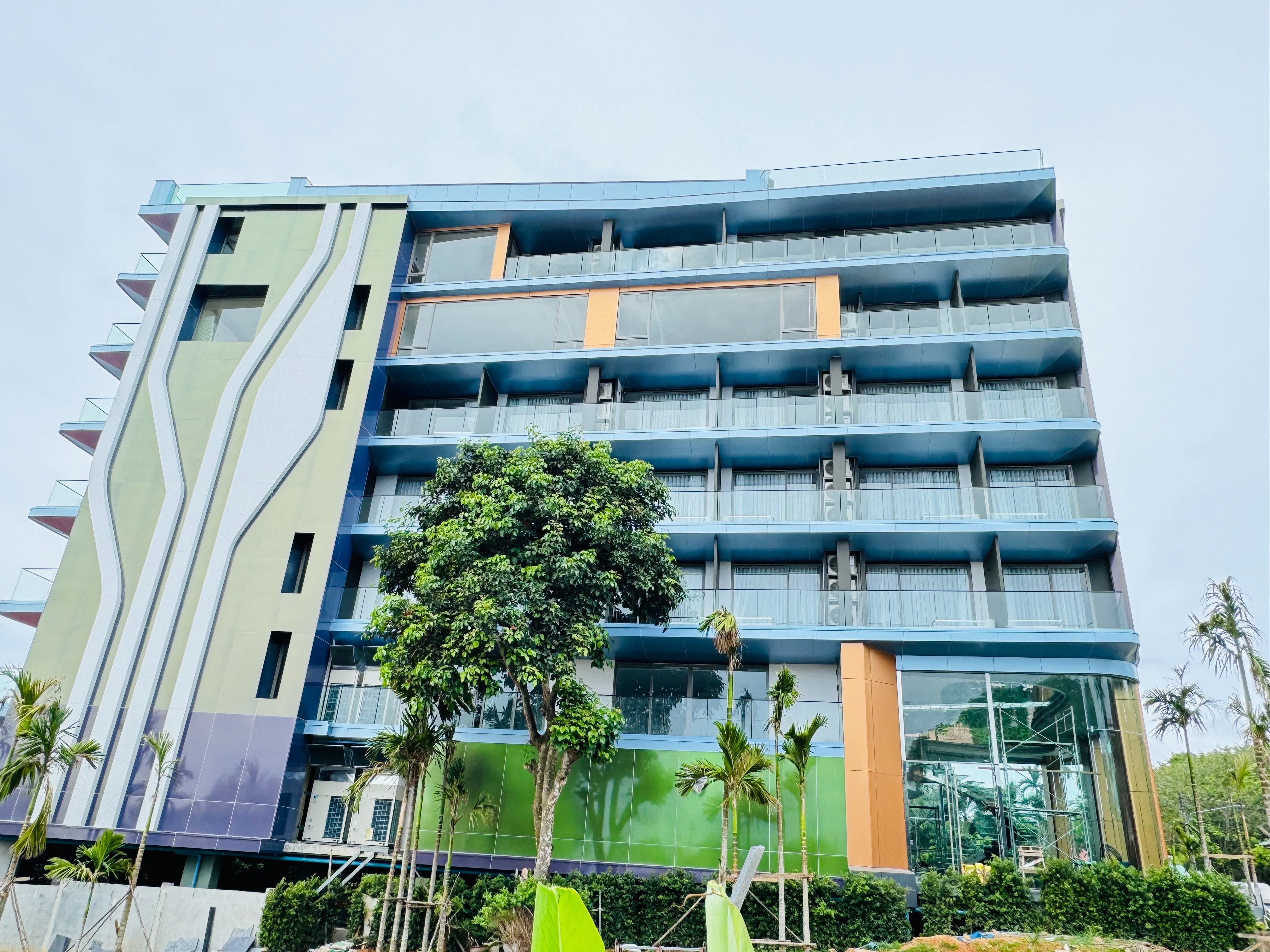 The Blue Mavi Hotel in CHALONG