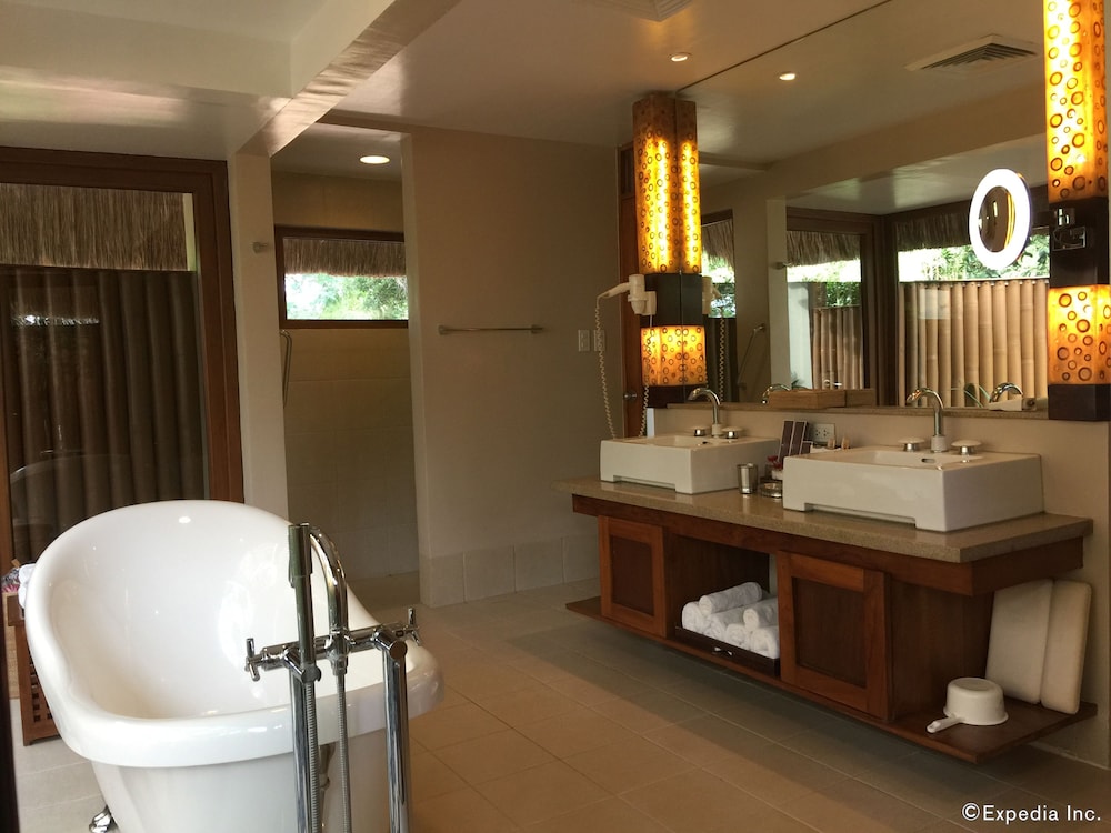 Eskaya Beach Resort And Spa 68/73