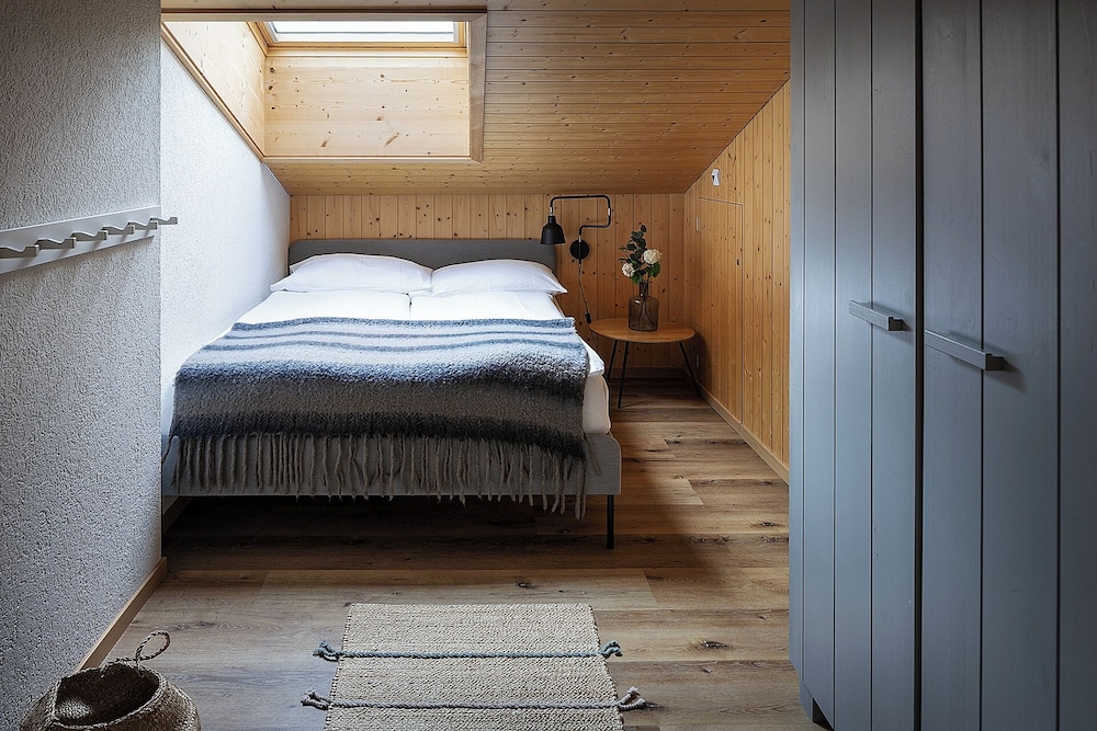 Hotel Bodmi 5/50