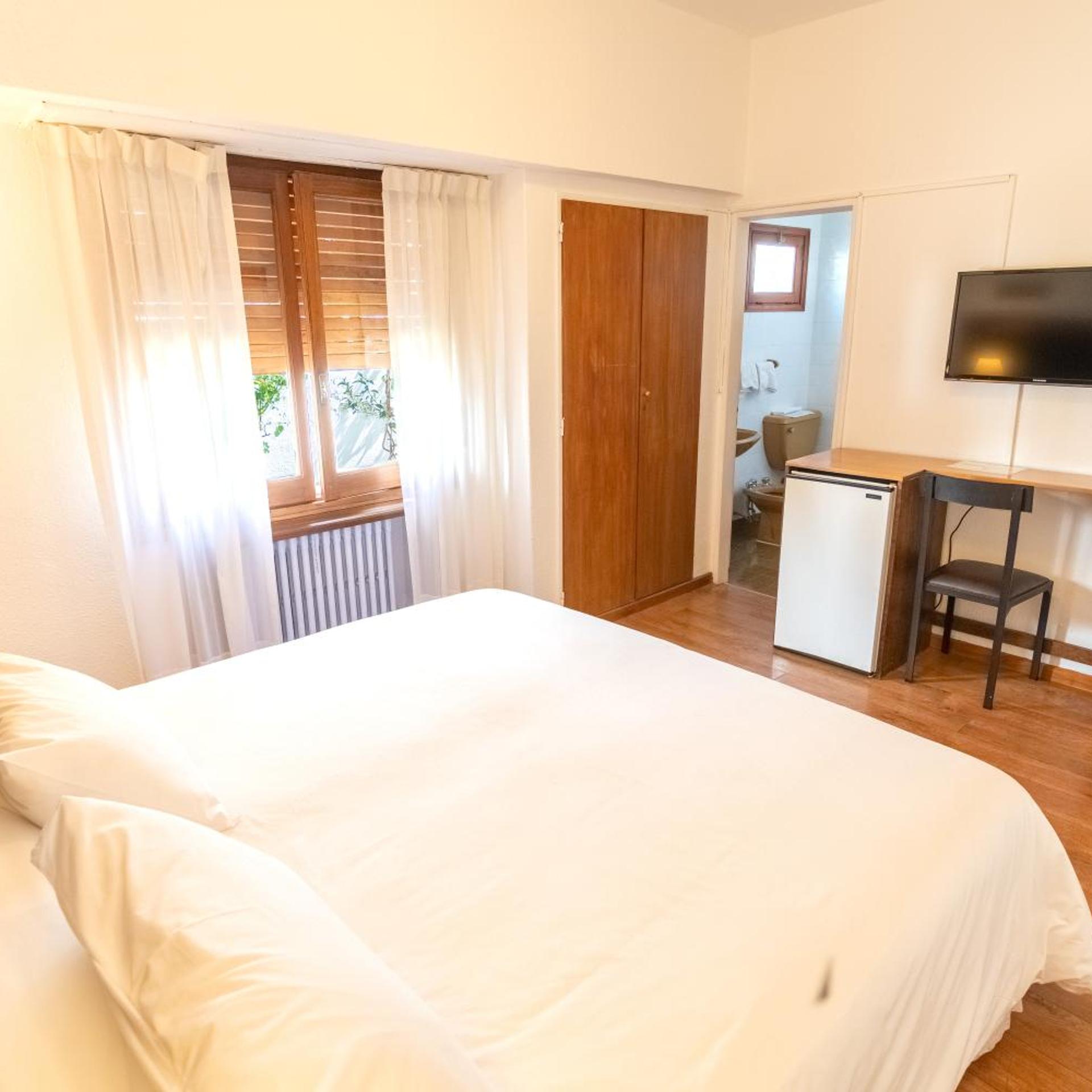 Hostal del Esquiador 16/40