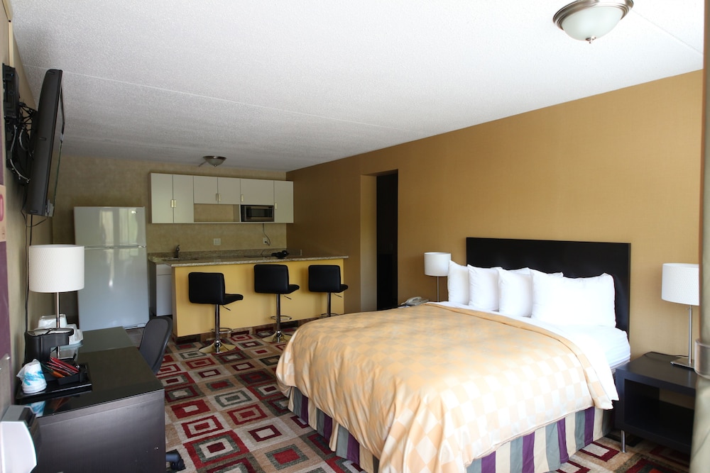 Quality Inn Wayne - Fairfield Area 13/36