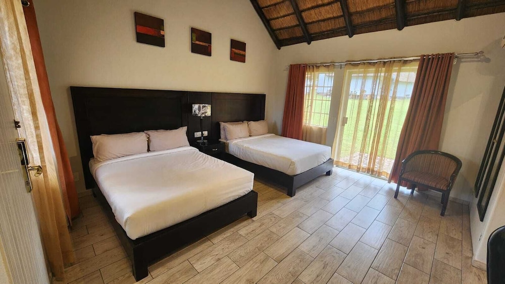 Shumba Valley Lodge 11/50