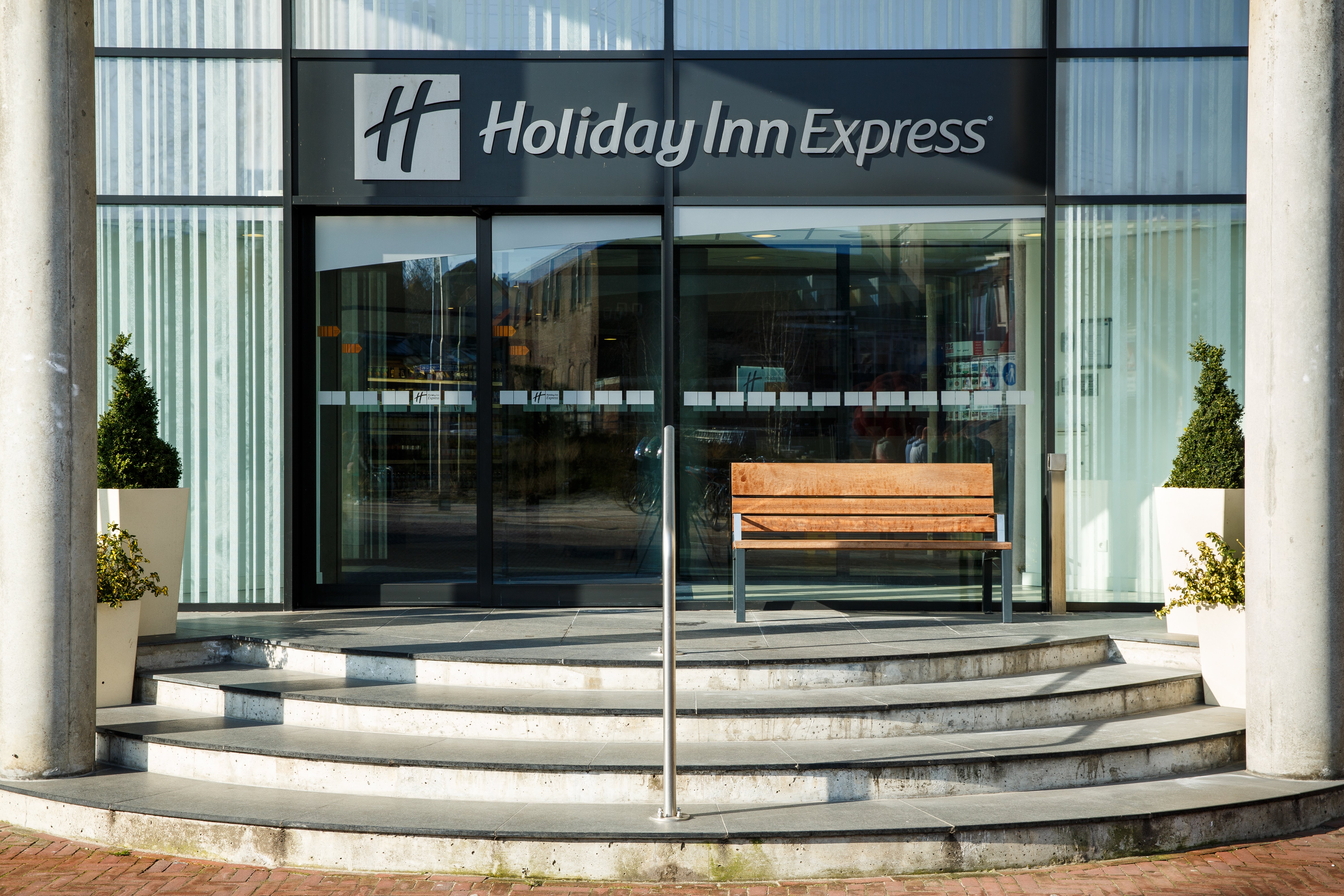 HOLIDAY INN EXPRESS ARNHEM 1/45