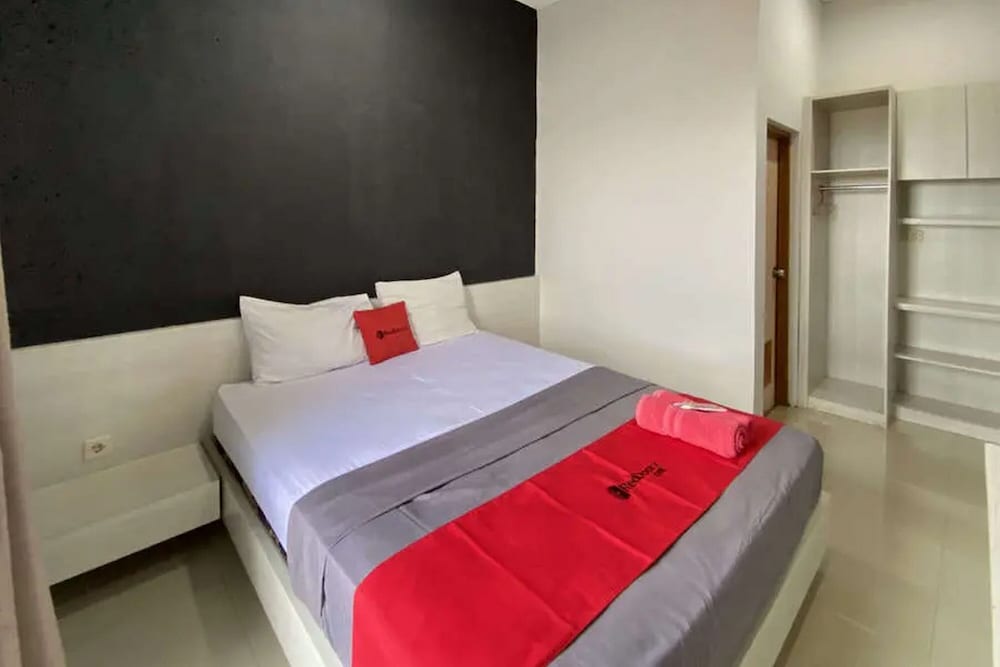 RedDoorz near RSUD Margono Purwokerto 3 13/40