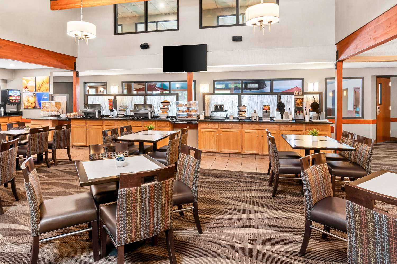 restaurant cafeteria