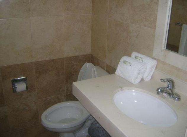 HOTEL ITTO ACAPULCO 15/17