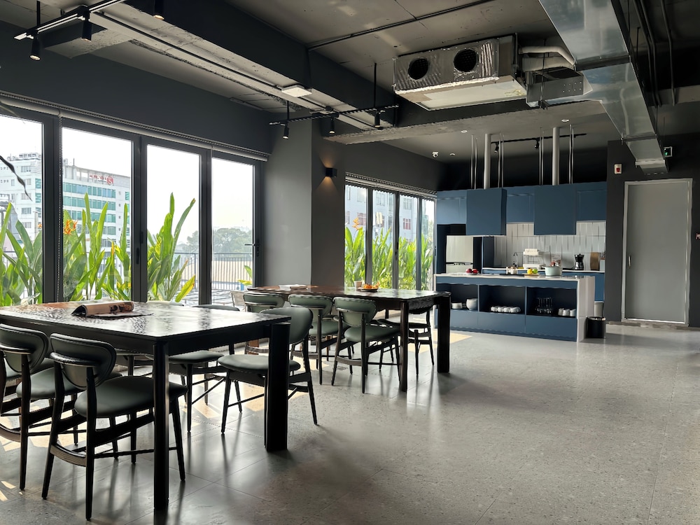 M Village Hotel Ly Tu Trong, a brand of Modern Village Lifestyle 24/35
