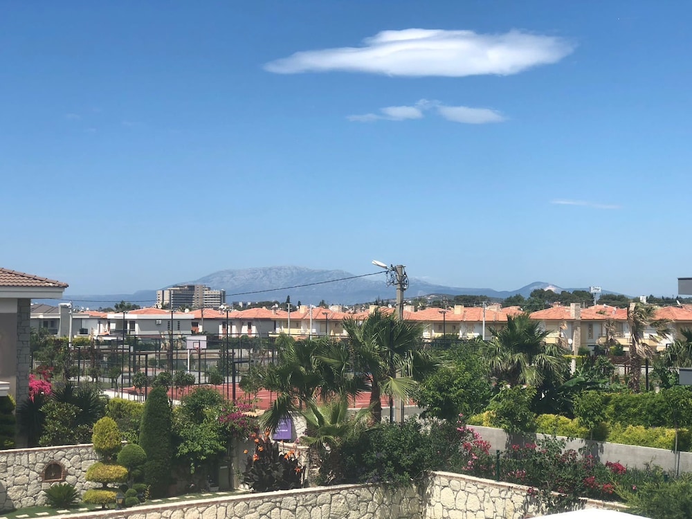 La Mira Otel 34/43