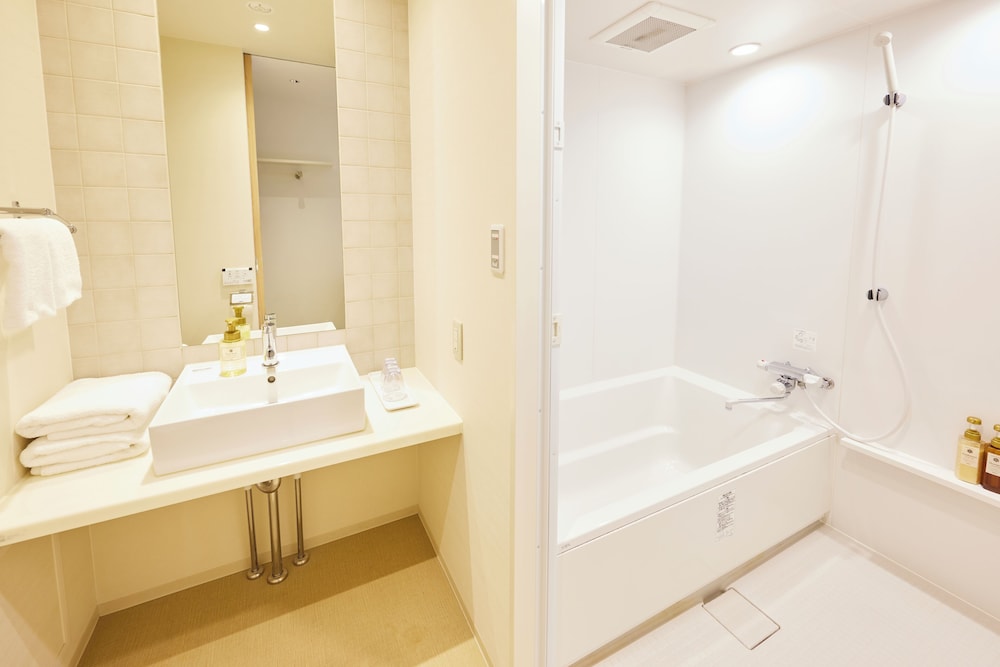 HOTEL ROTTERDAM Huis Ten Bosch 60/60