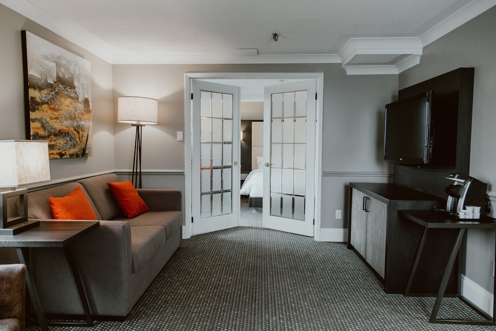 Crowne Plaza Fredericton Lord Beaverbrook 49/74