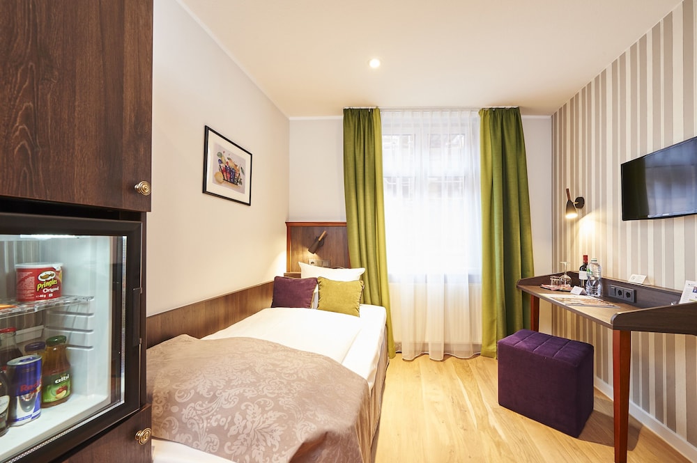 Hotel Hauser 16/50