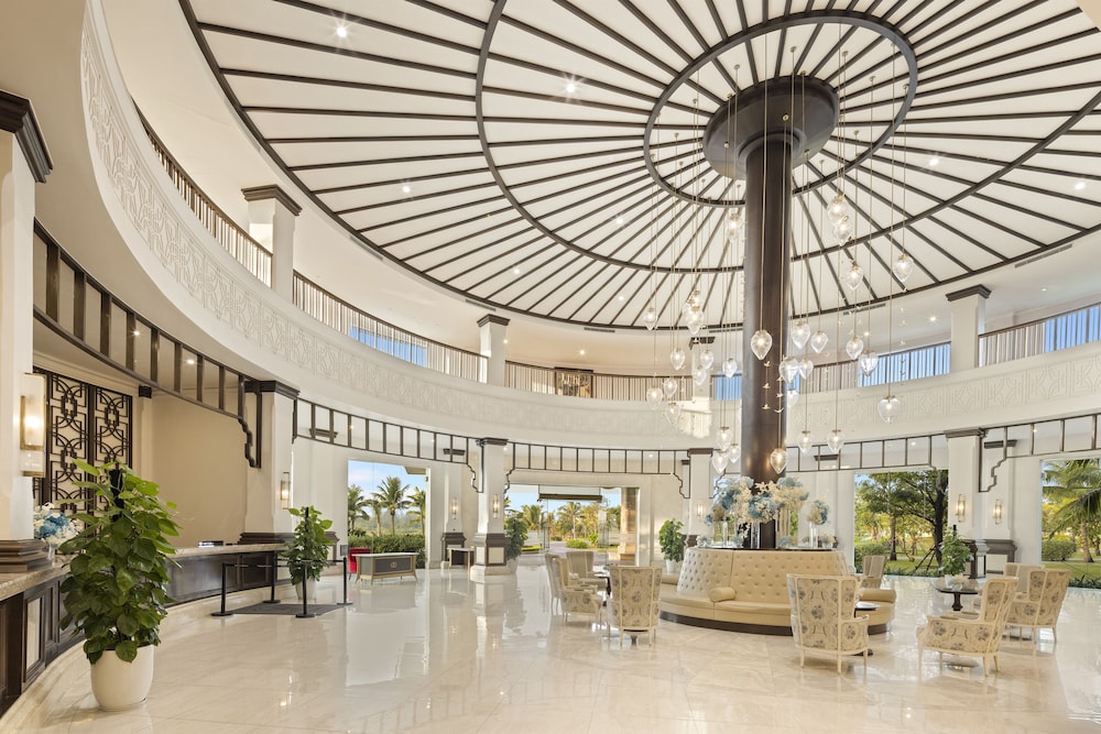 Melia Vinpearl Cua Hoi Affiliated by Melia 13/61