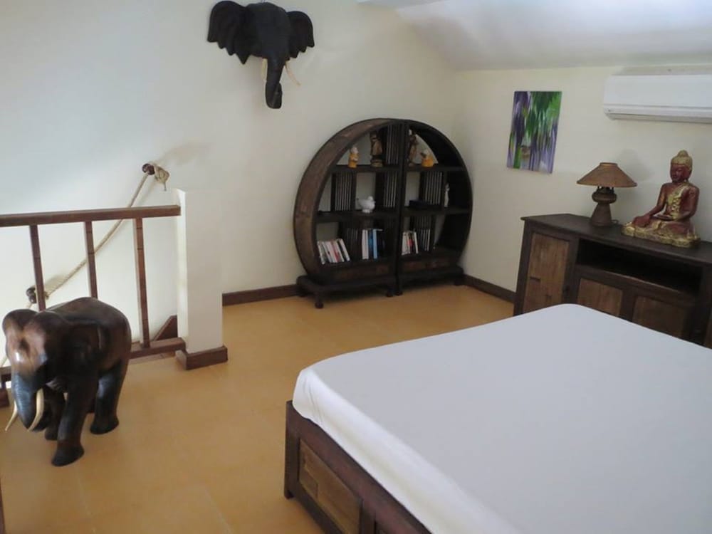 Papillon Residence 9/18