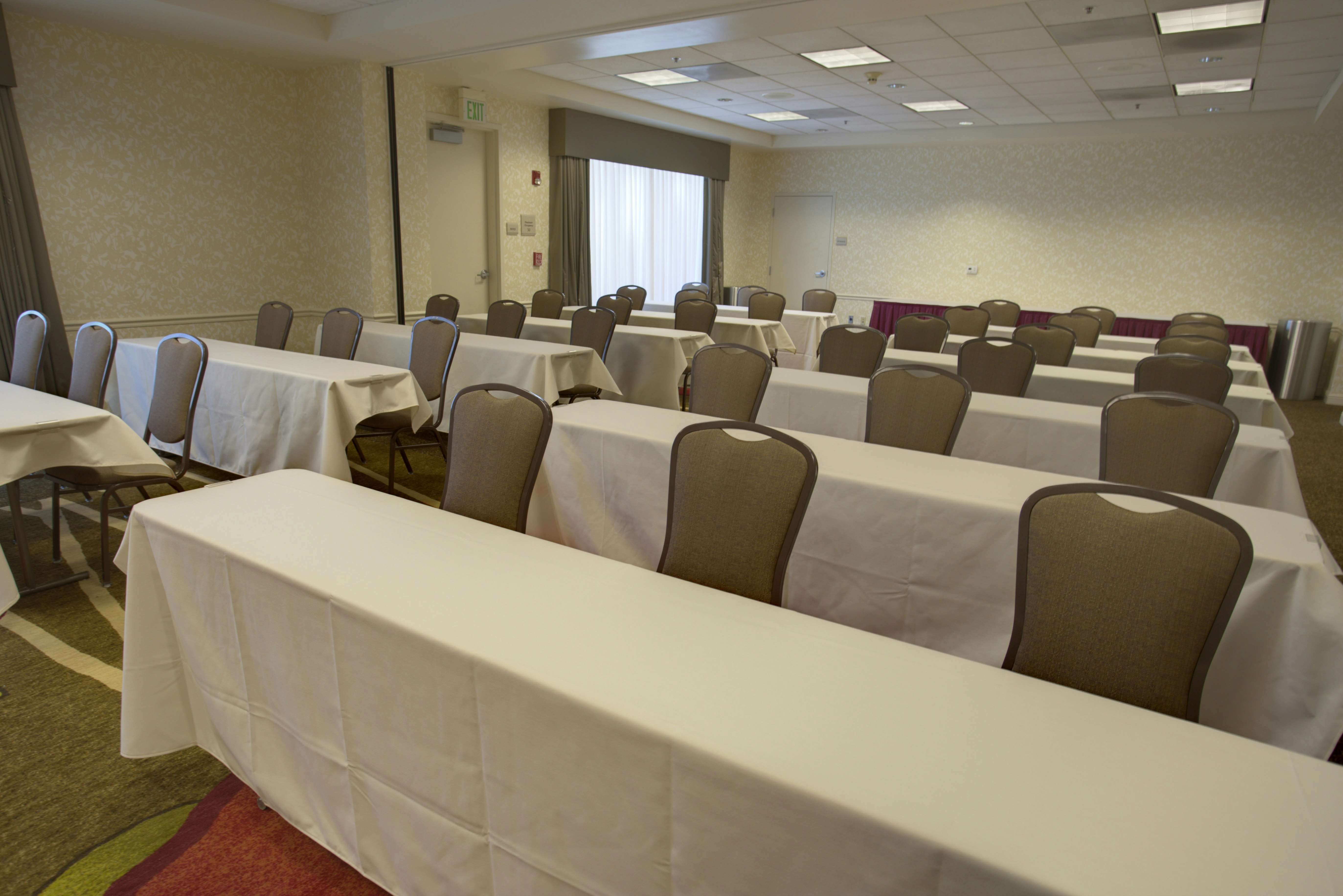 Hilton Garden Inn San Francisco Airport North 43/56