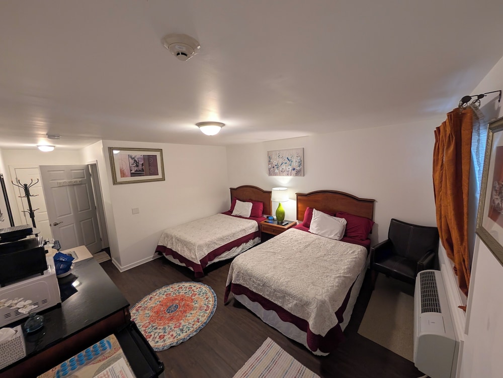 Apple Inn And Suites 15/50