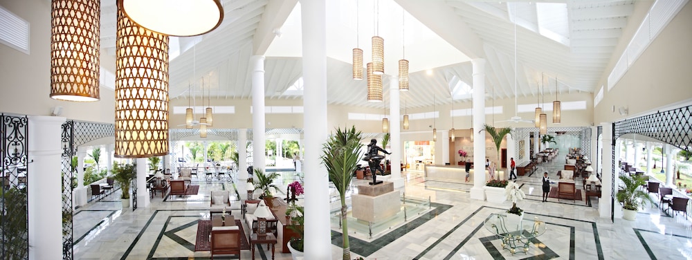 Bahia Principe Escape Bouganville - Adults Only 17/73