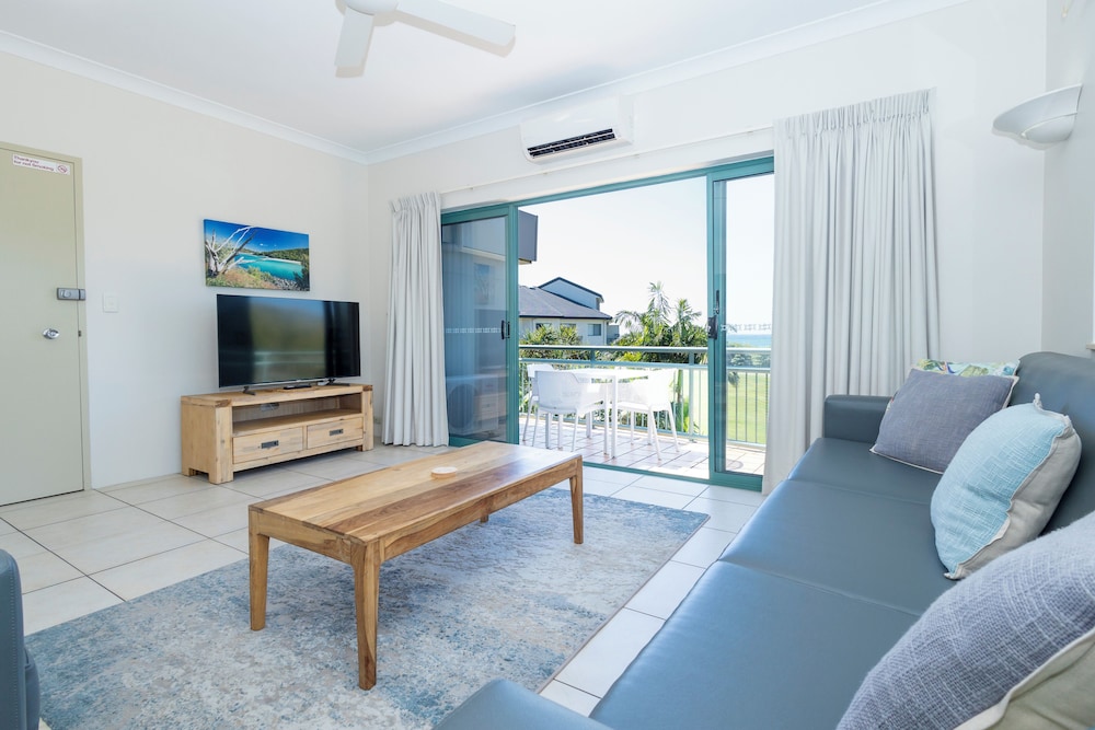 Currumbin Sands On the Beach 47/68
