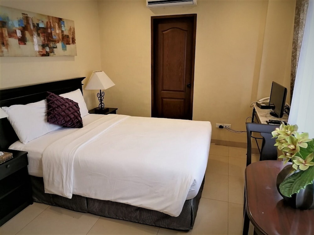 Sta. Barbara Residence Hotel 29/59