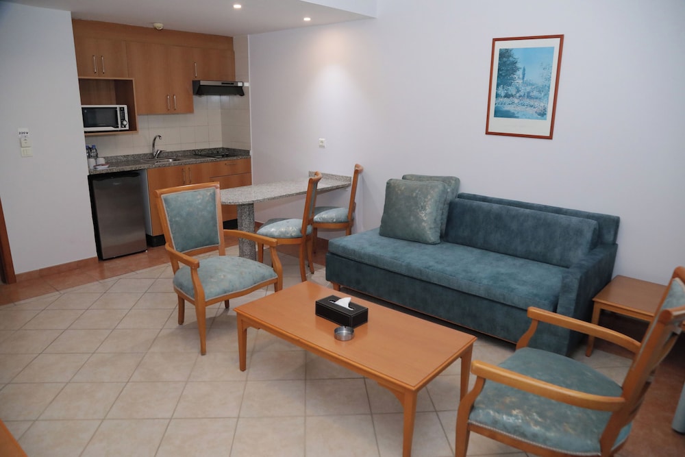 EL SHEIKH SUITES 37/60