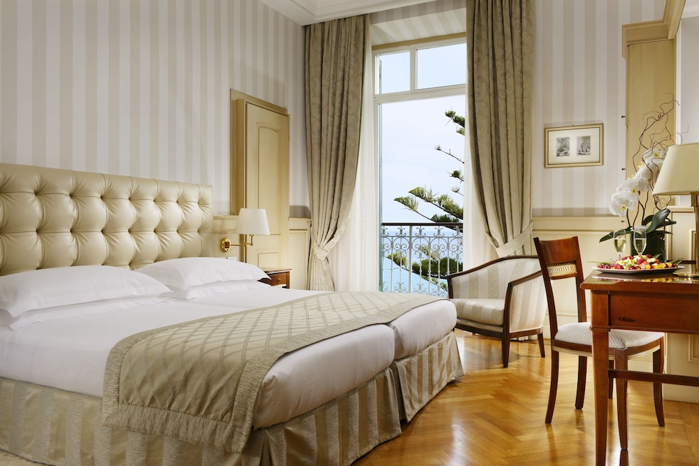 Royal Hotel Sanremo 13/83