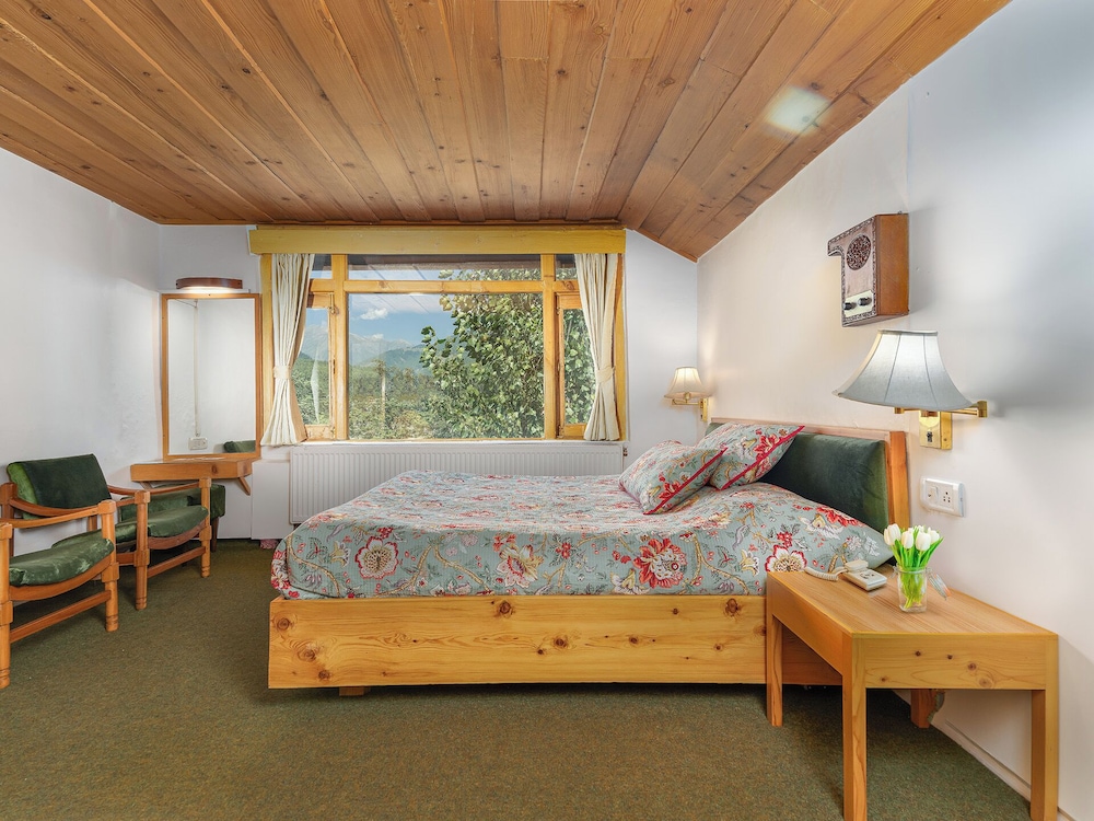 PAHALGAM HOTEL 20/39