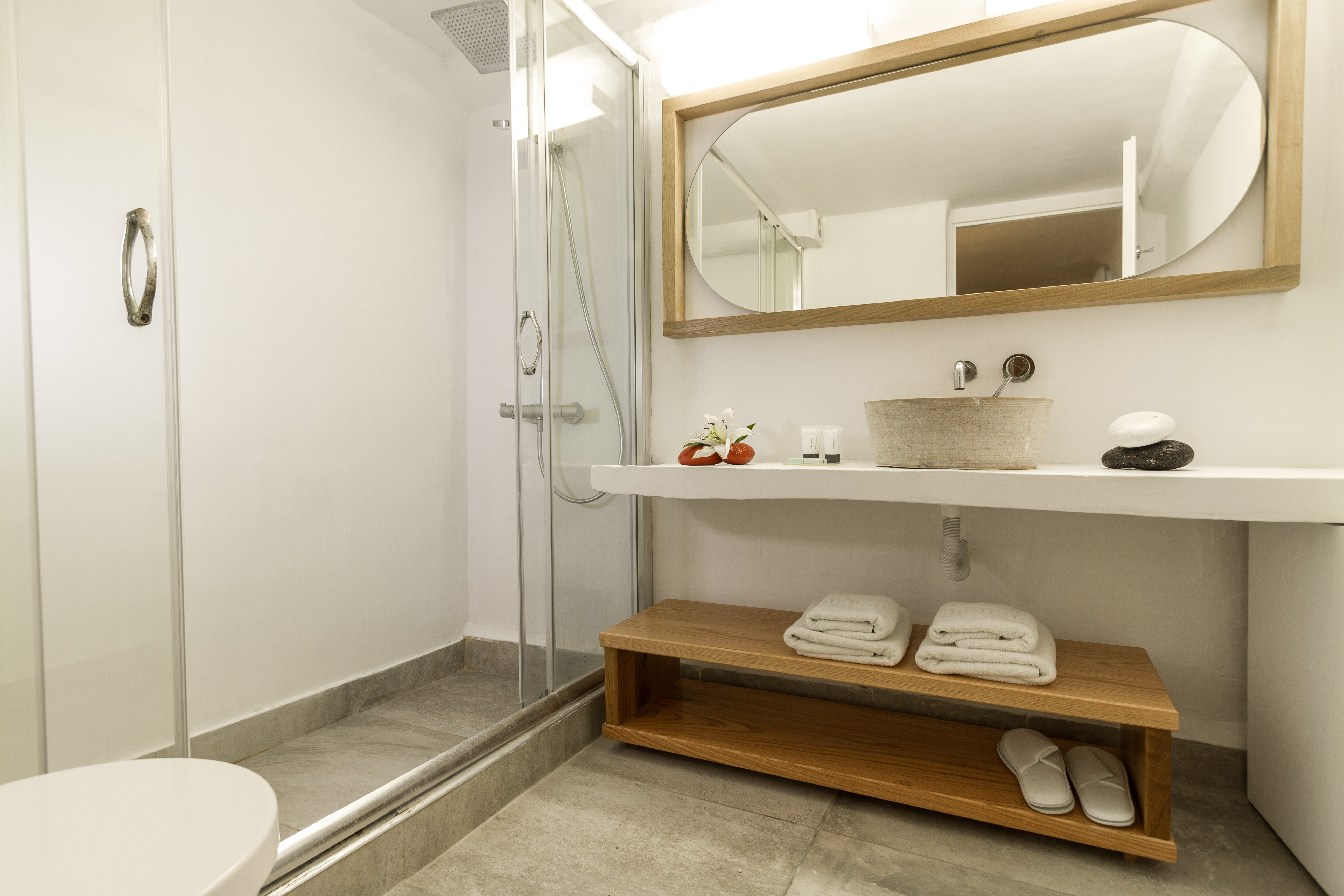 EXECUTIVE, SUITE, CALDERA VIEW, PLUNGE POOL