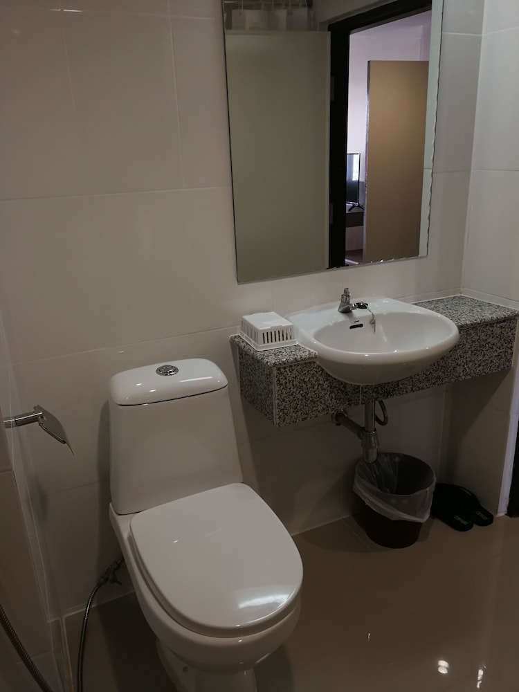 Srivichai Hotel 14/50