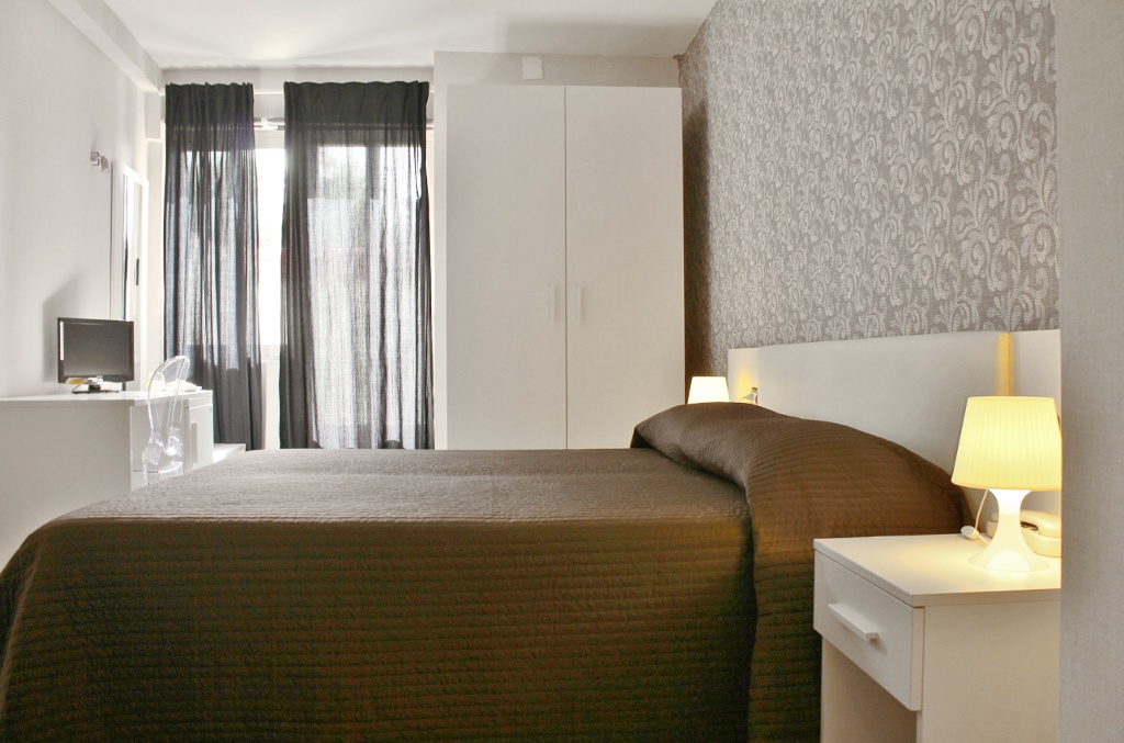 Hotel Baia Azzurra 16/70