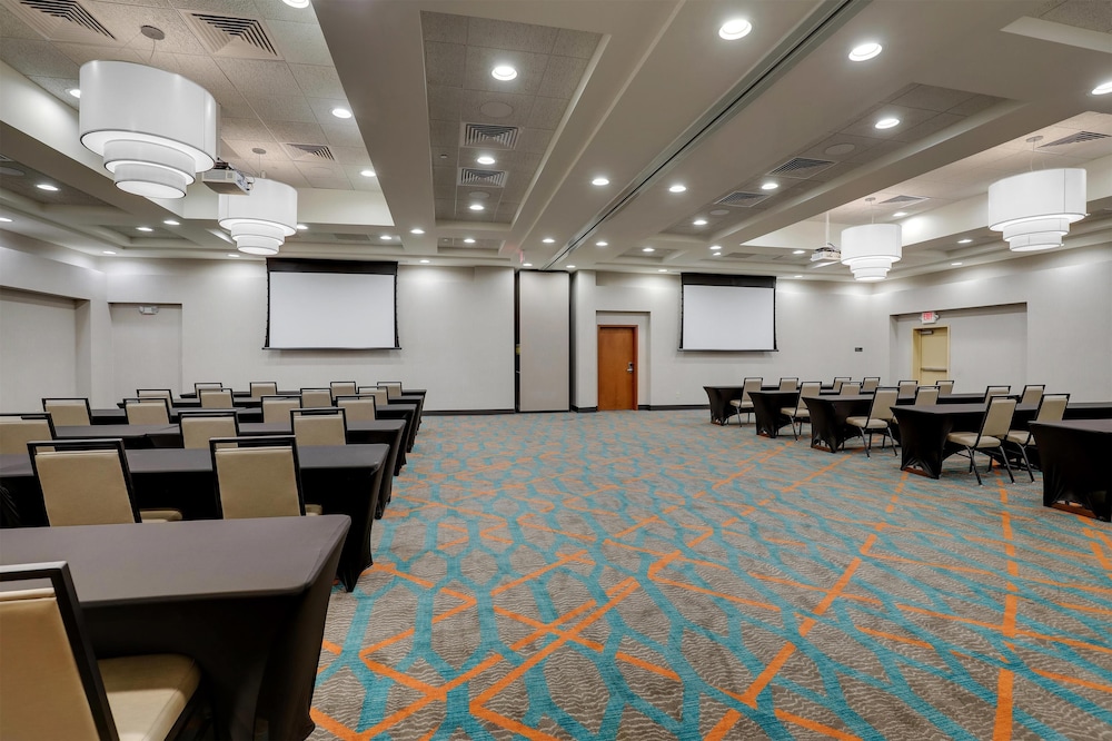 Drury Inn and Suites Montgomery 39/50