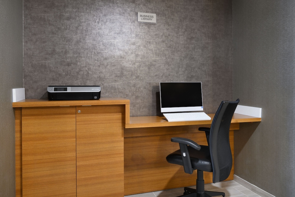 Springhill Suites Newnan 13/20