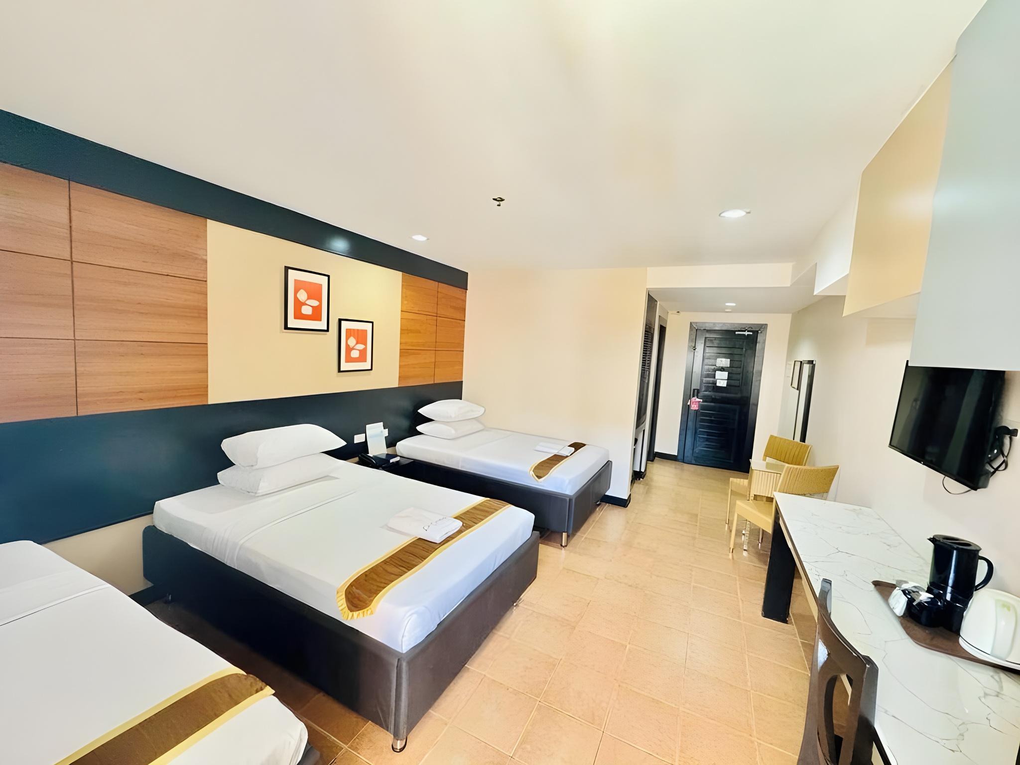 PREMIER DELUXE 3 BEDS