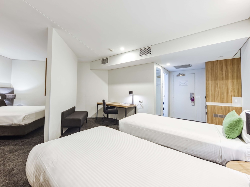 Mercure Penrith 26/69