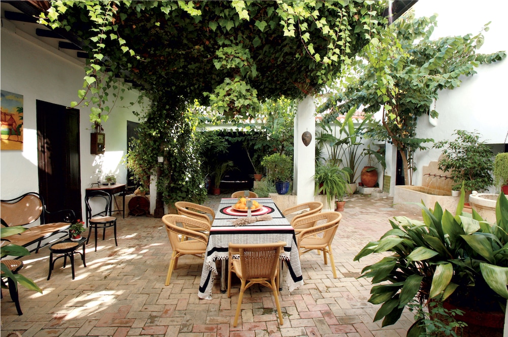 Art Boutique Hotel Chamarel 75/81