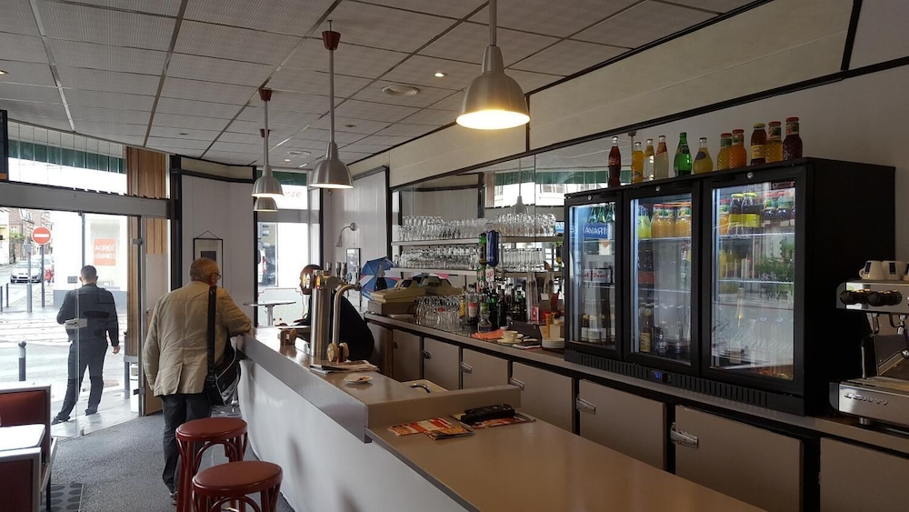 Hotel Le Clemenceau 27/45