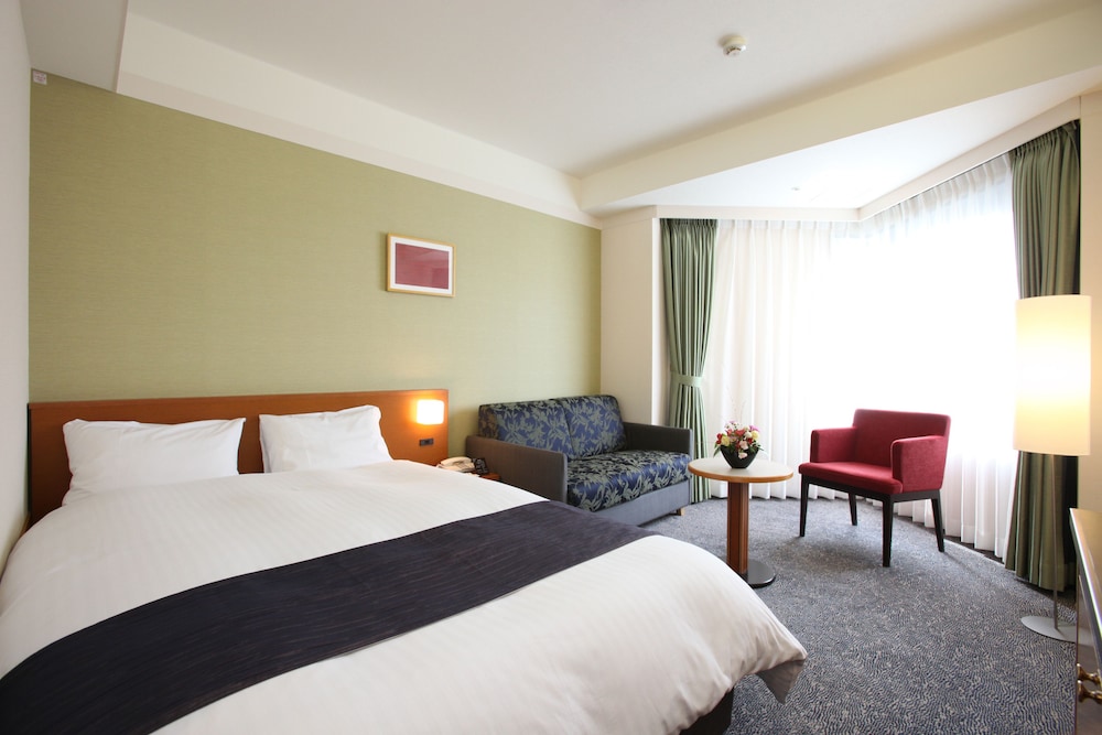 ROOM, DOUBLE BED, SMOKING