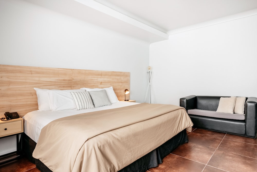 5411 Soho Hotel Boutique & Spa 24/68