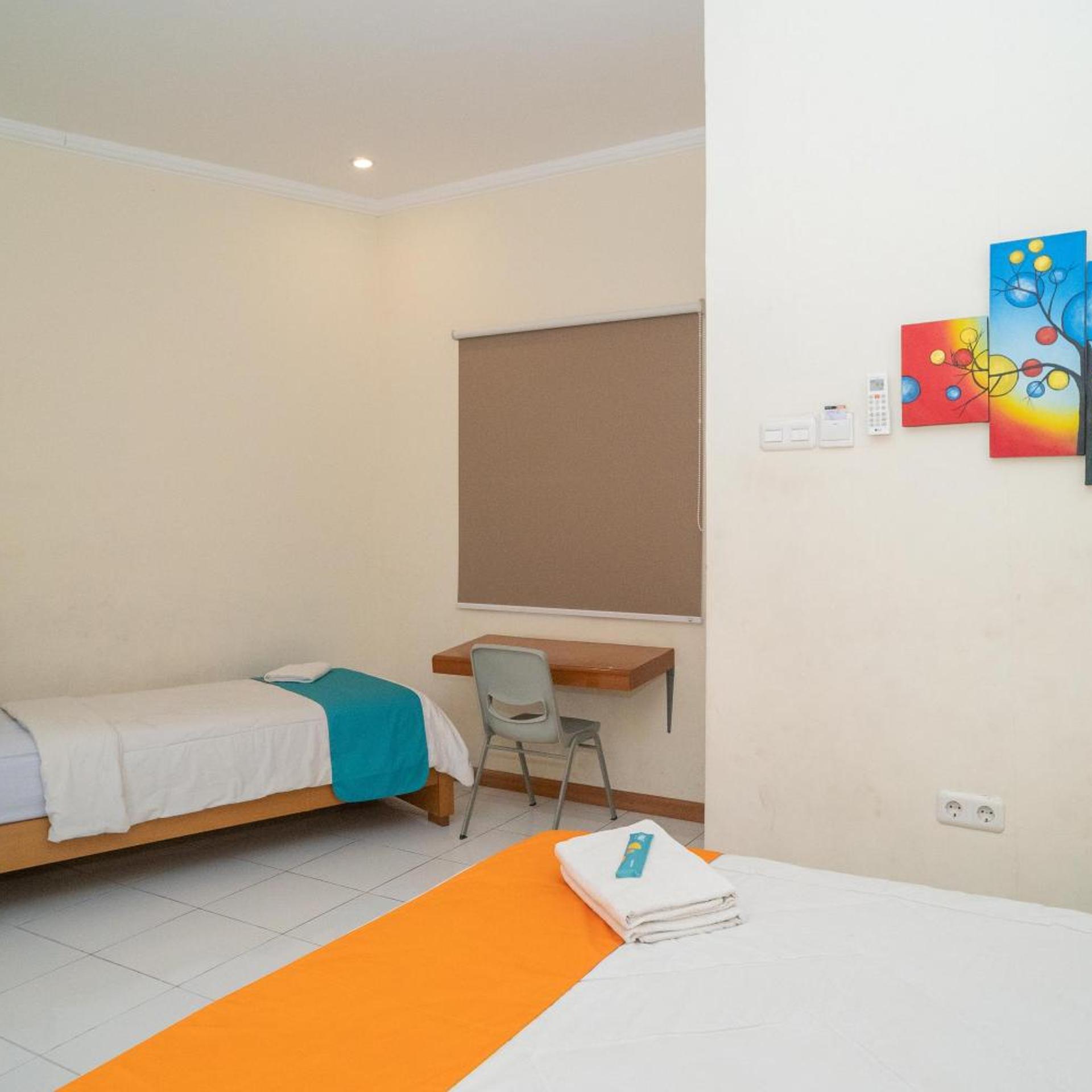 Sans Hotel Fif Fa Malang (ex OYO 3798 Fif fa Inn Pisang Kipas) 29/50