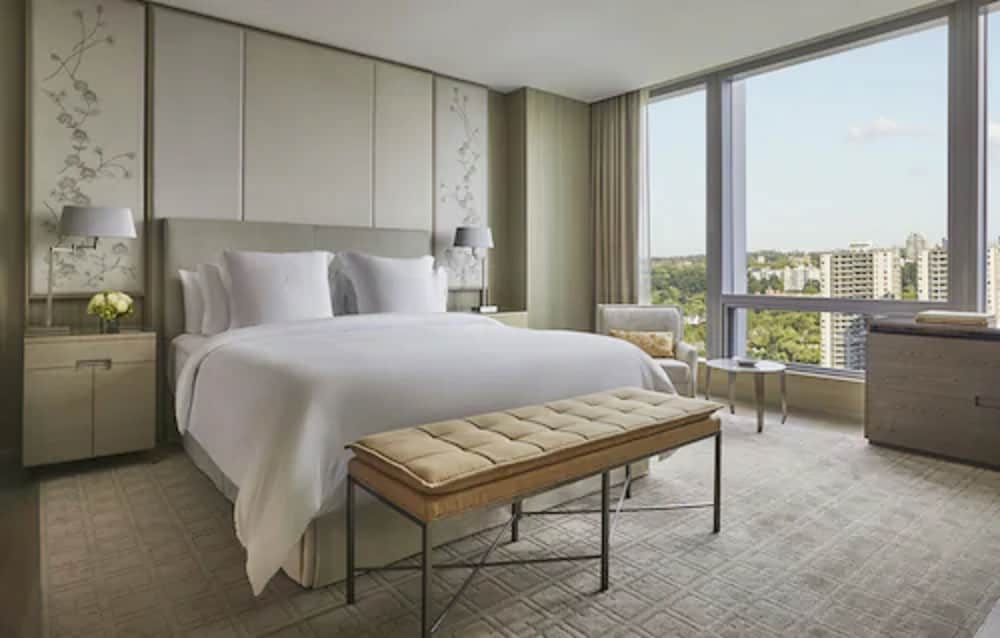 Four Seasons Hotel Toronto 10/44