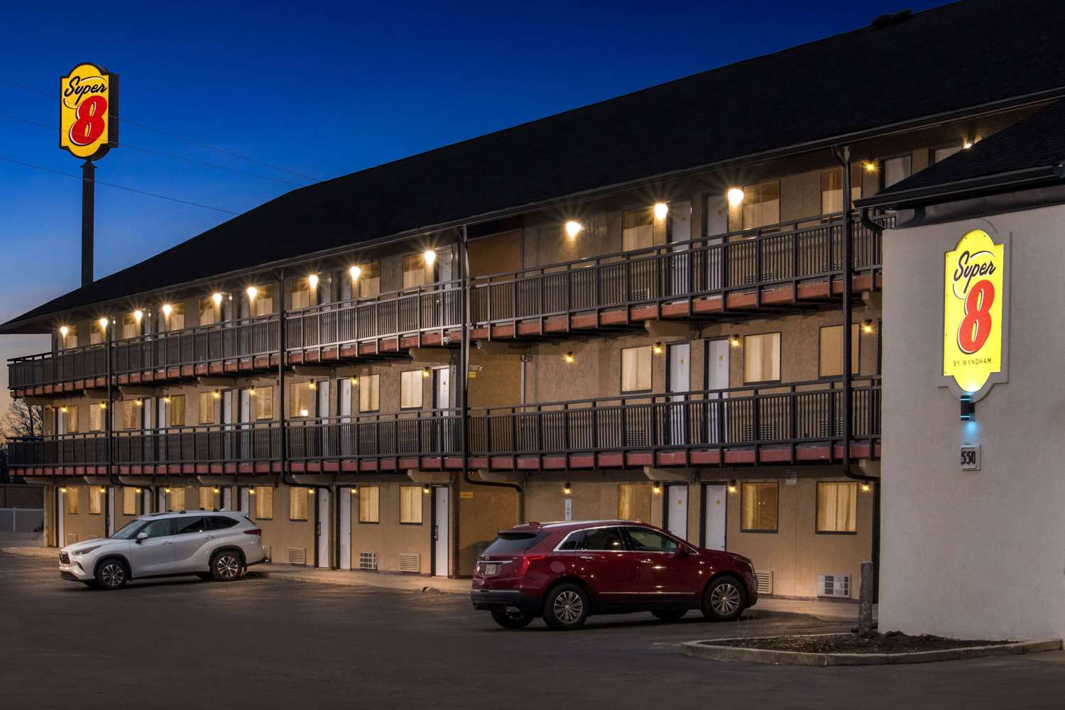 Super 8 by Wyndham Vandalia/Dayton International Airport OH 13/15