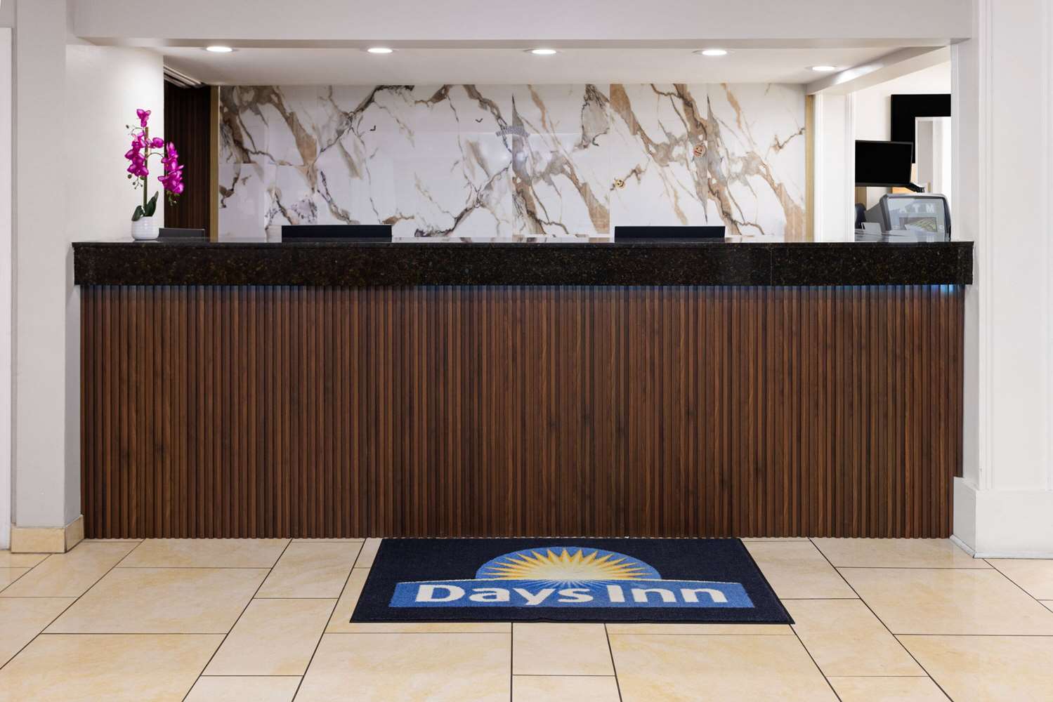 Days Inn by Wyndham Florence Near Civic Center 5/47